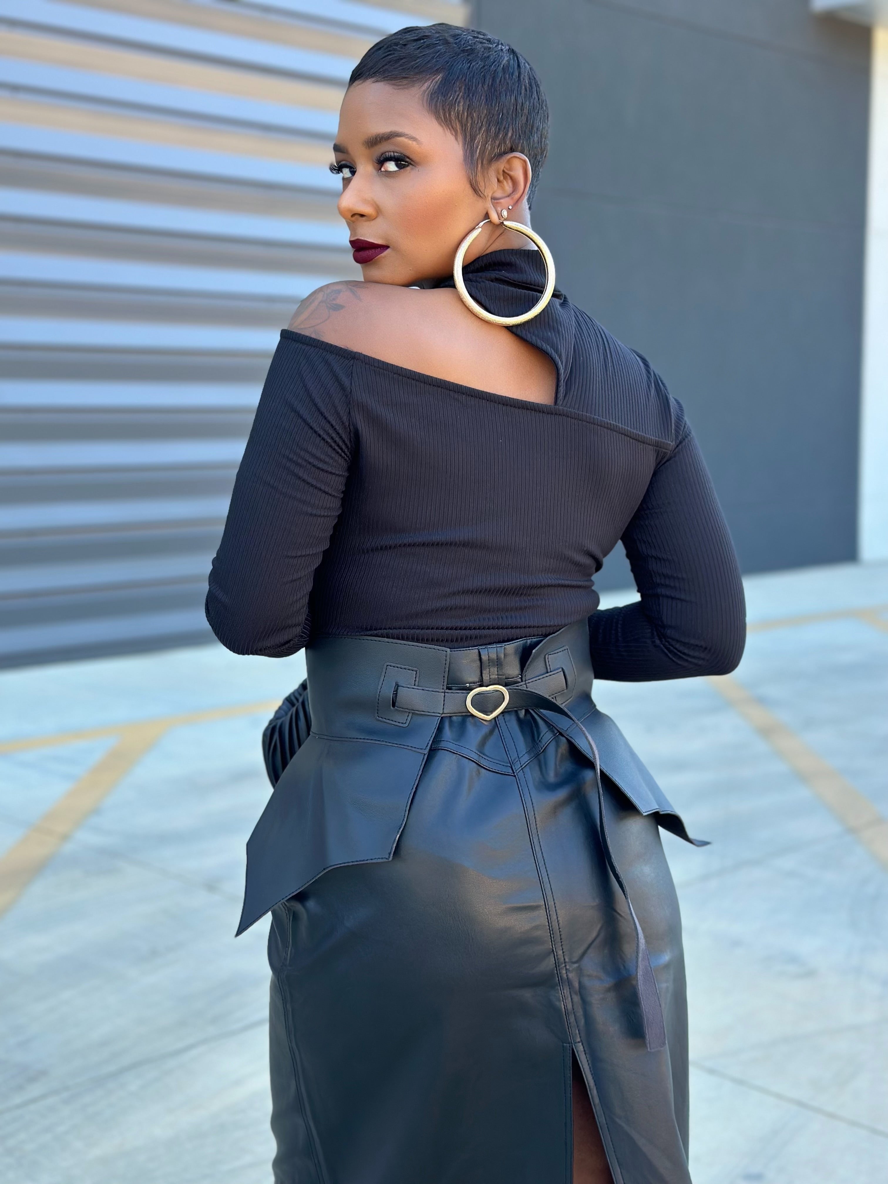 “On the Edge” Top InsideOut